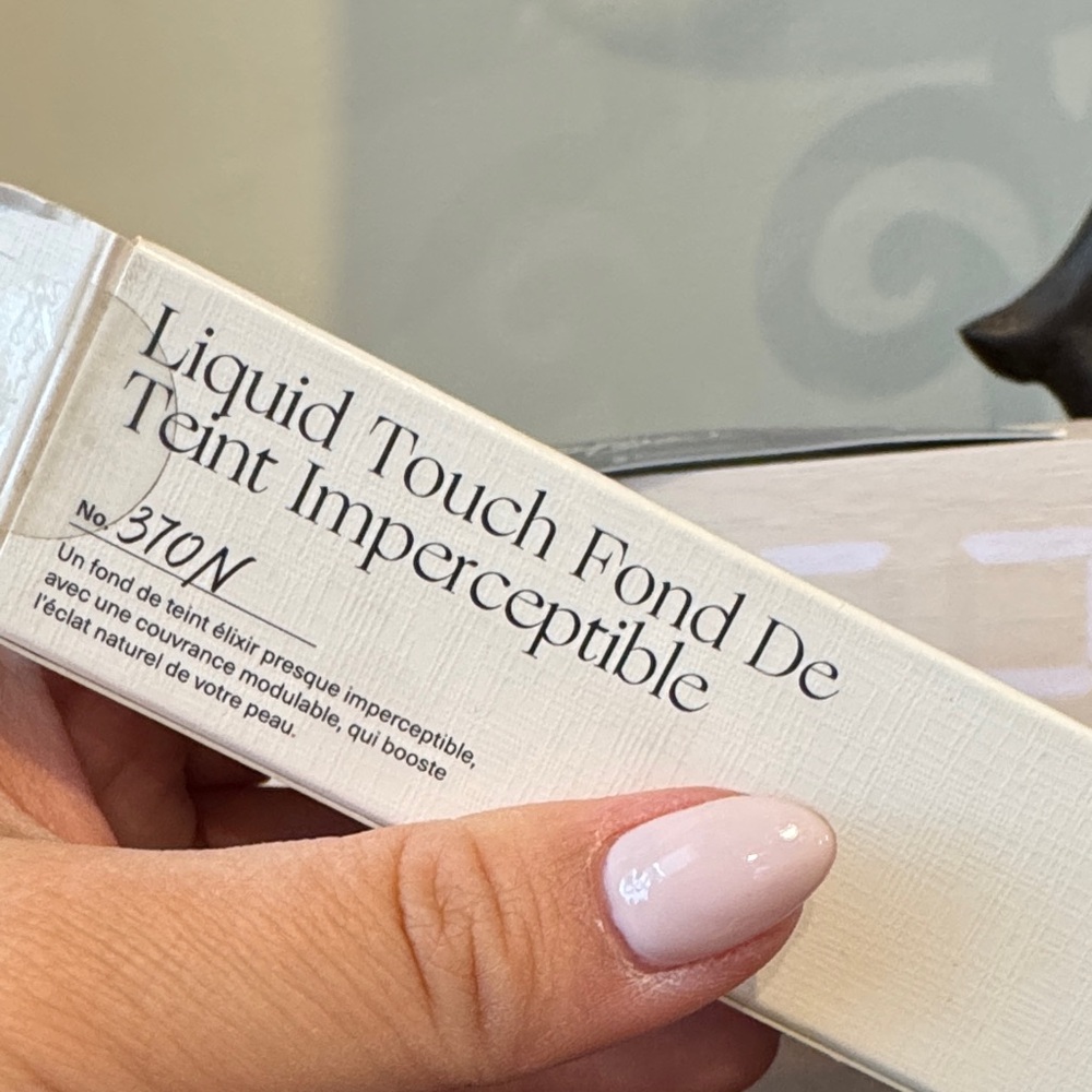Rare Beauty Liquid Touch Foundation 370N